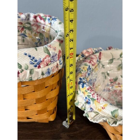 Longaberger set of 2 small baskets with floral fabric lining - Picture 7 of 9